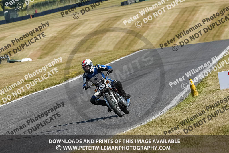 cadwell park;cadwell park photographs;cadwell trackday photographs;enduro digital images;event digital images;eventdigitalimages;peter wileman photography;racing digital images;trackday digital images;trackday photos
